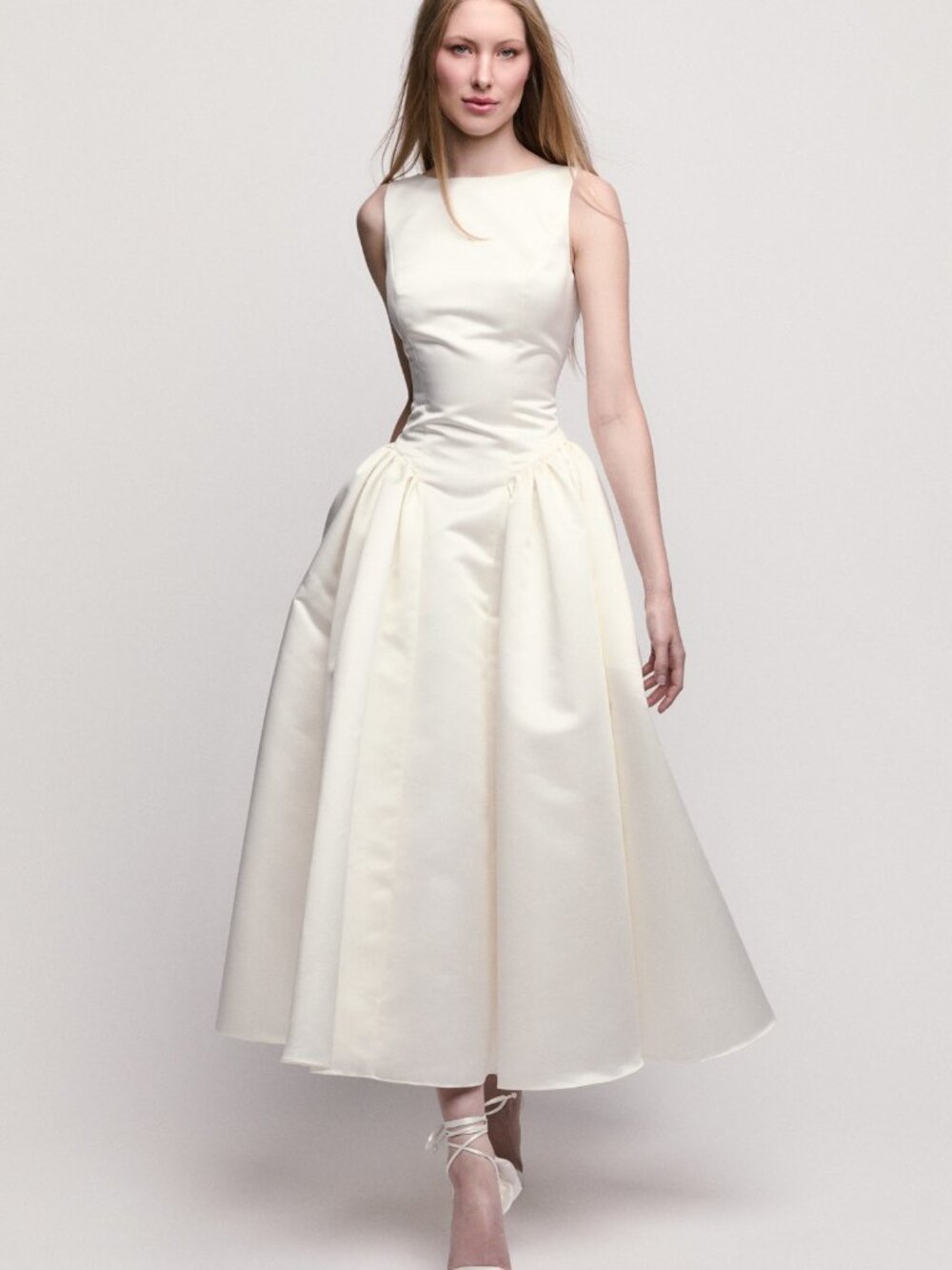 By Watters - Annie White Midi Wedding Dress with Fitted Bodice Size US4
